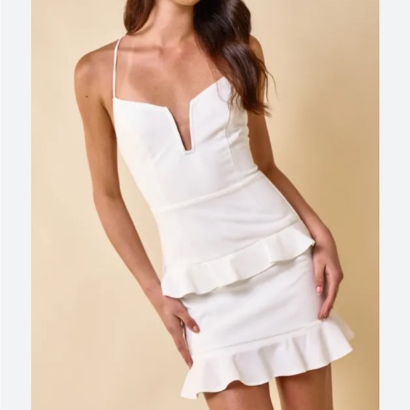 NWT Blue Blush white ruffled mini dress lined small (bin J) - Picture 1 of 16